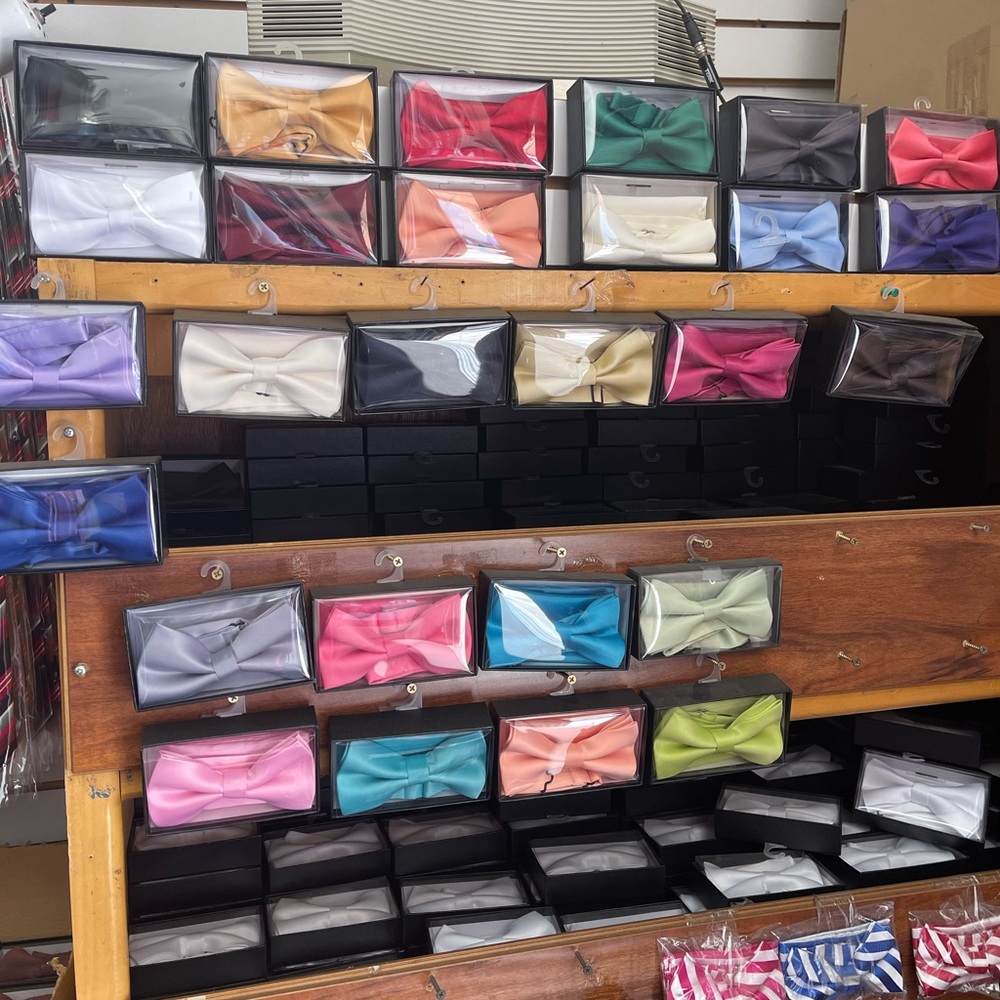 Any color men’s boys bow ties